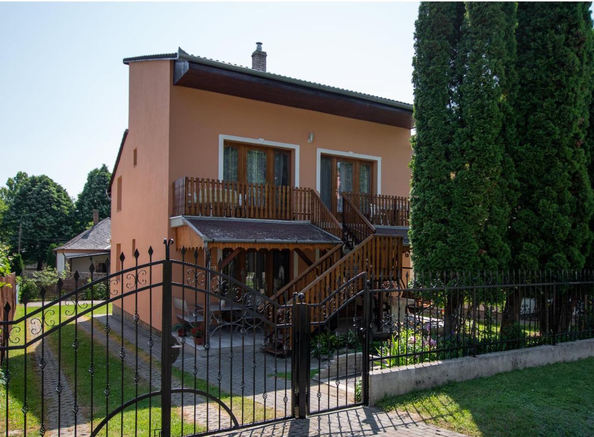 Akacfa 13 Apartman Zalakaros Buitenkant foto